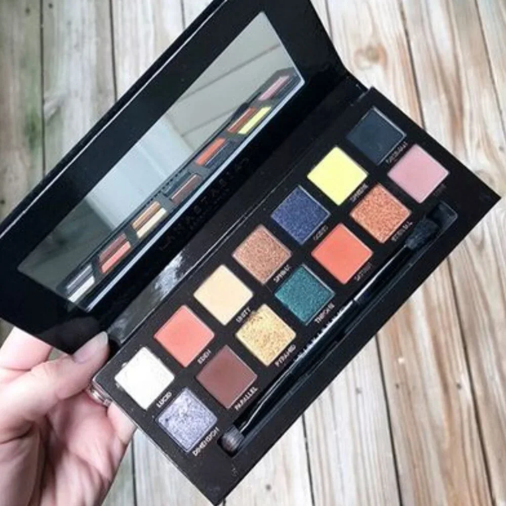 Anastasia Beverly Hills - Prism Eyeshadow Palette | 14-Pan .7g (.02oz each)